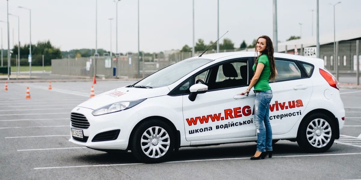 foto 2 Початковий курс в автошколі REGA