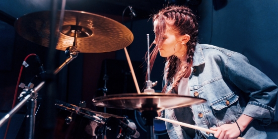 Майстер-клас з гри на барабанах