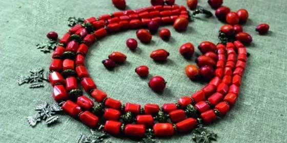 Створення традиційного українського намиста 