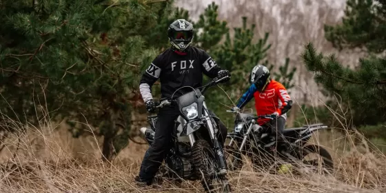 Навчання їзди на ендуро 